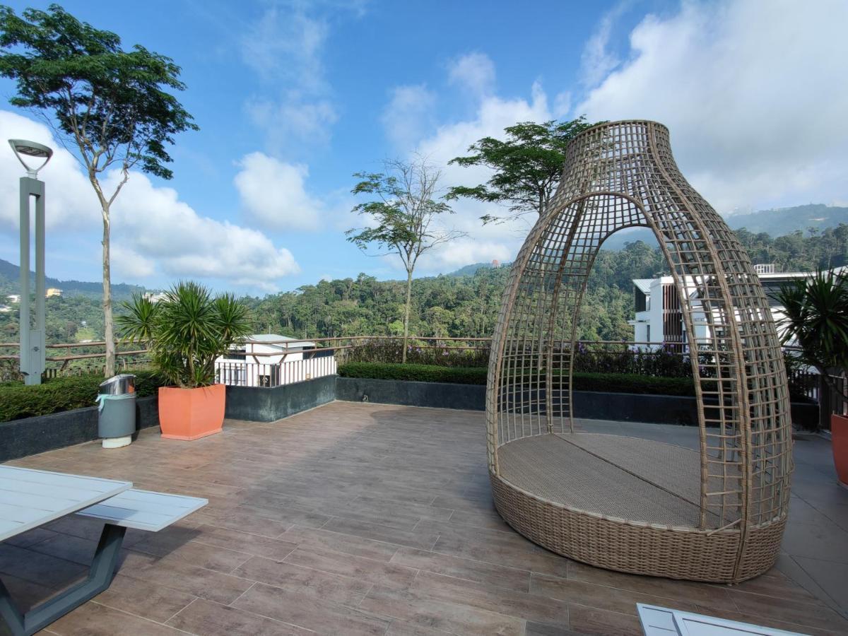 Friends & Family Apartment At Midhill Genting 8Pax Free Wifi Genting Highlands Exterior foto